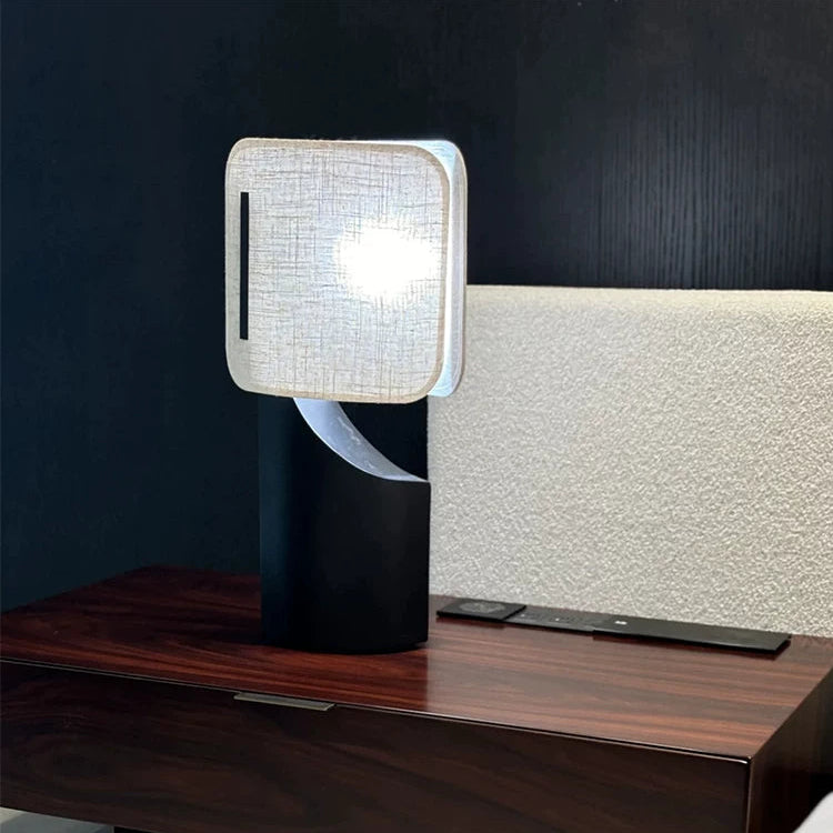 Iron & Fabric Table Lamp-GQ09