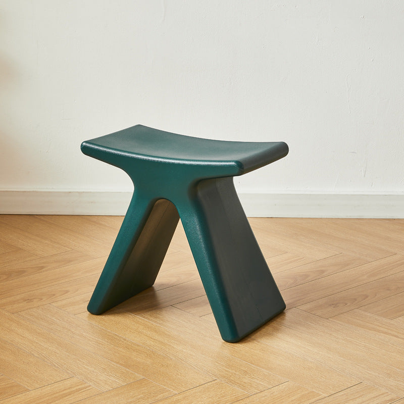 MOMO Low Stool