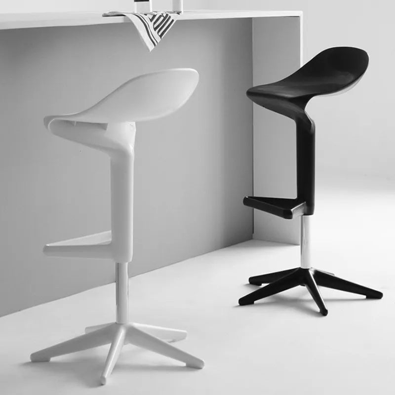 MOMO Swivel Bar Stool
