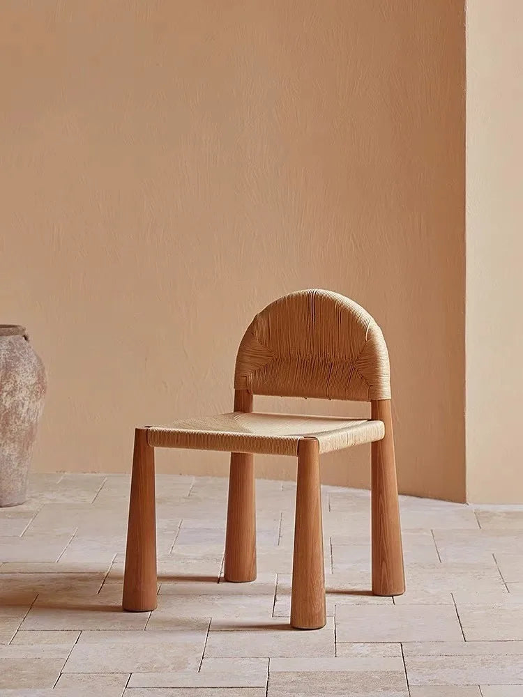 MOMO Vintage Solid Rattan Chair