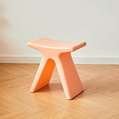 MOMO Low Stool