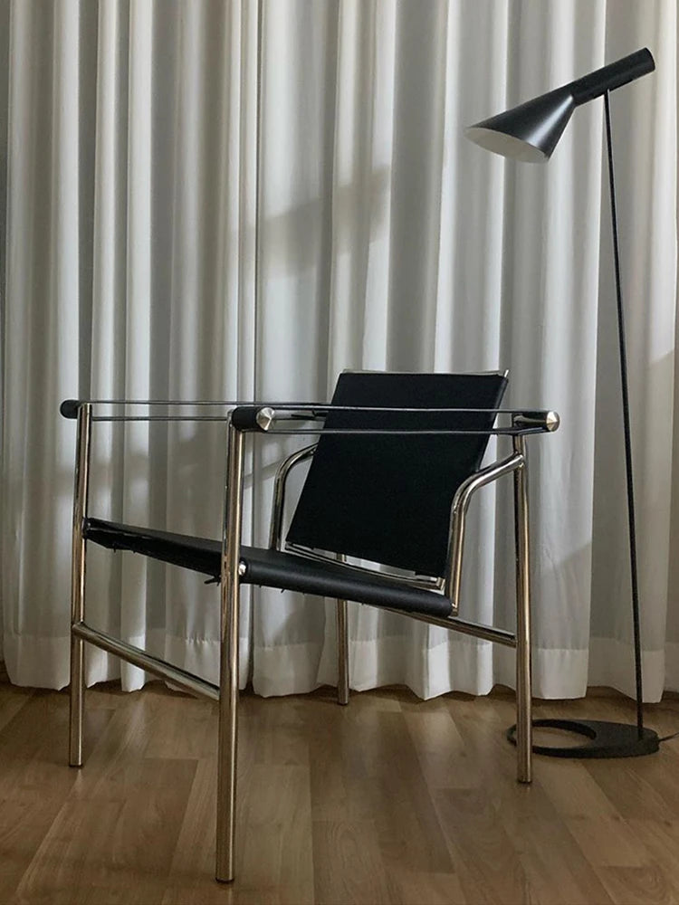 MOMO Nordic Medieval Bascuran Armchair Single Retro Office Bauhaus