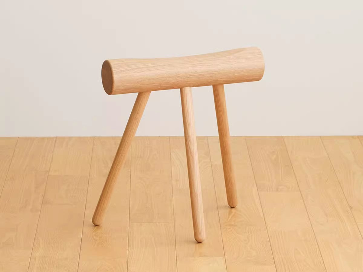 MOMO Solid Wood Stool